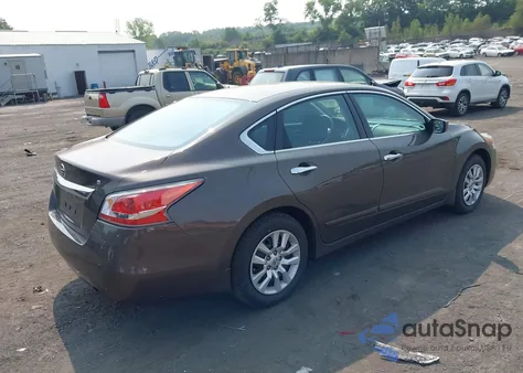2015 Nissan Altima 2.5 S из США, поврежденный, VIN 1N4AL3AP2FN922277
